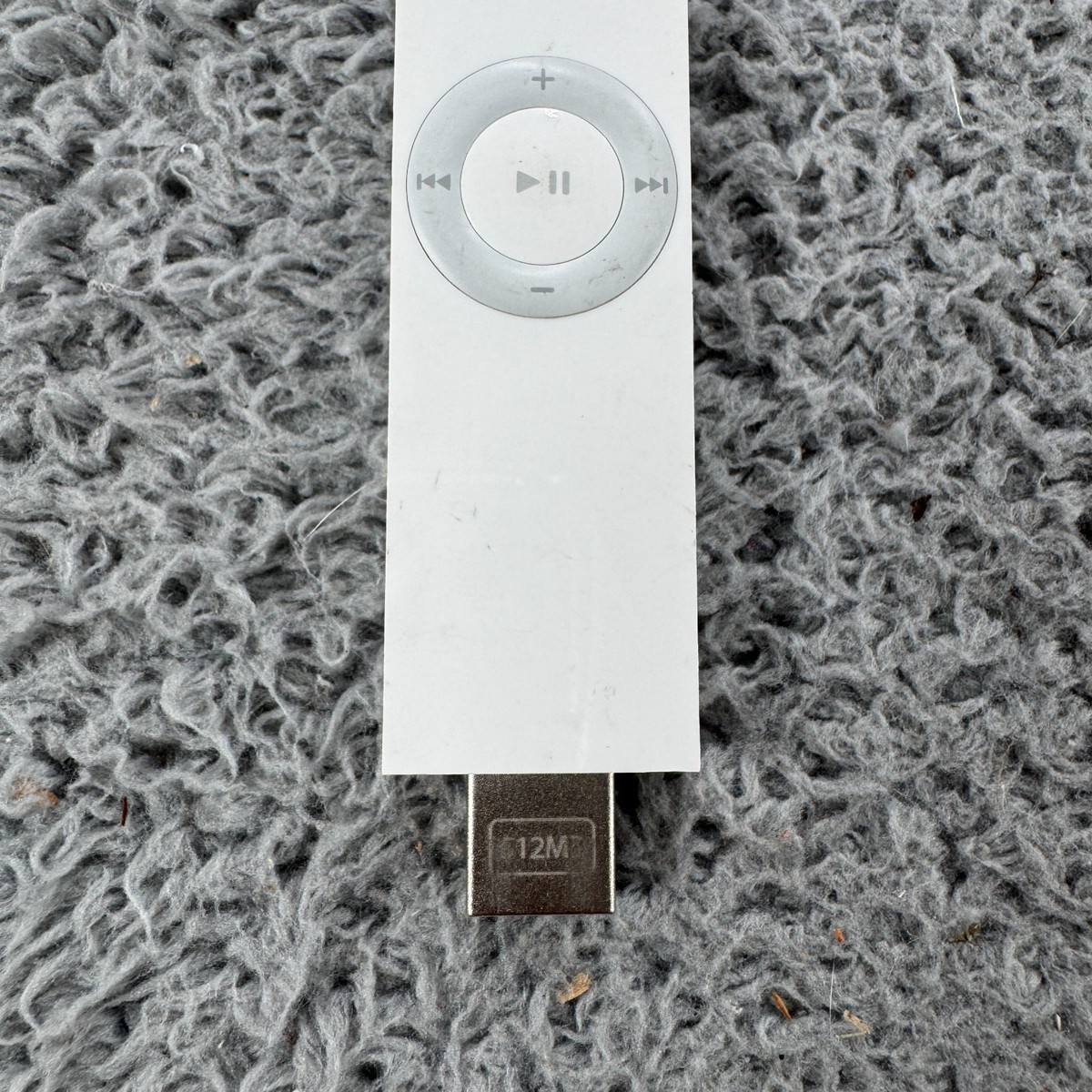 Apple iPod Shuffle A1112 1st Gen 512MB White MP3 Player USB Stick