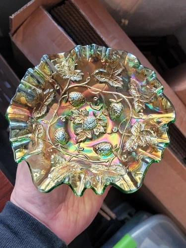 Super Green Millersburg Carnival Glass Blackberry Wreath  Pattern Crimped Bowl