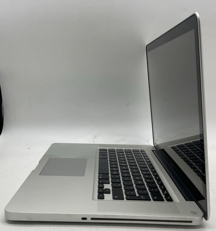 Apple MacBook Pro 15" 2011 · i7 · 8GB · 480GB, photo 3 of 5