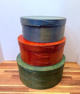 Vintage Round Wooden Hat Boxes Set of 3 Stacked Millinery Storage Decor