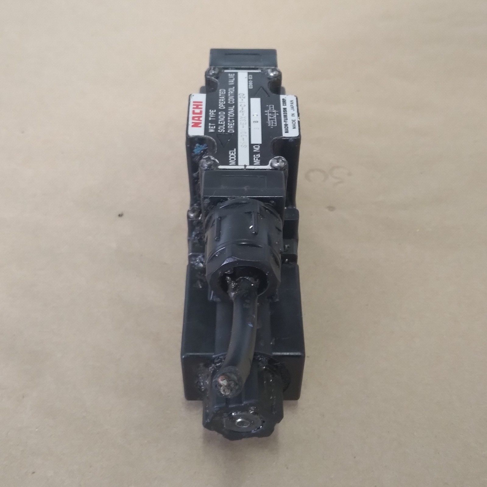 NACHI SS-G01-E3X-R-C1-20 WET SOLENOID OPERATED DIRECTIONAL CONTROL ...