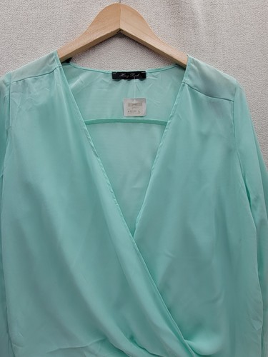 NWT Honey Punch Twist Crop Turquoise Blouse Top Size- S - Picture 5 of 6
