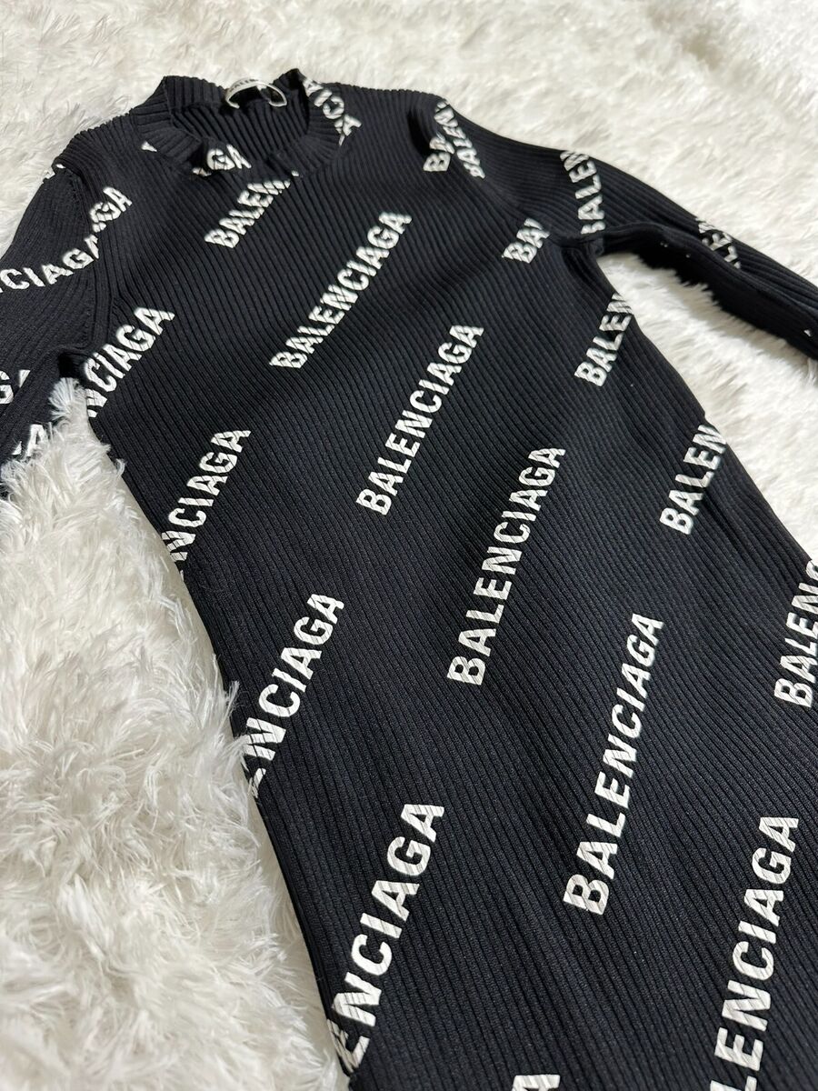 Authentic Balenciaga Top Long Sleeve Black and White Allover Authentic Balenciaga Top Long Sleeve Black and White Allover