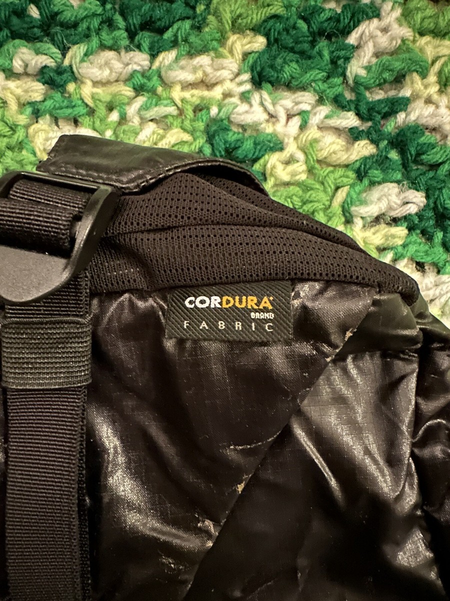 【 】CK ラウンデッド ウエストパック Supreme 2017 100D Cordura 4L Waist Bag Shiny Ripstop Black