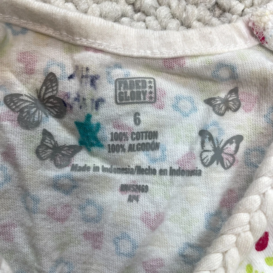 Faded Glory Shirt Girls 6 Flutter Cap Sleeve Cotton White with Colorful Hearts - Image 3 of 4