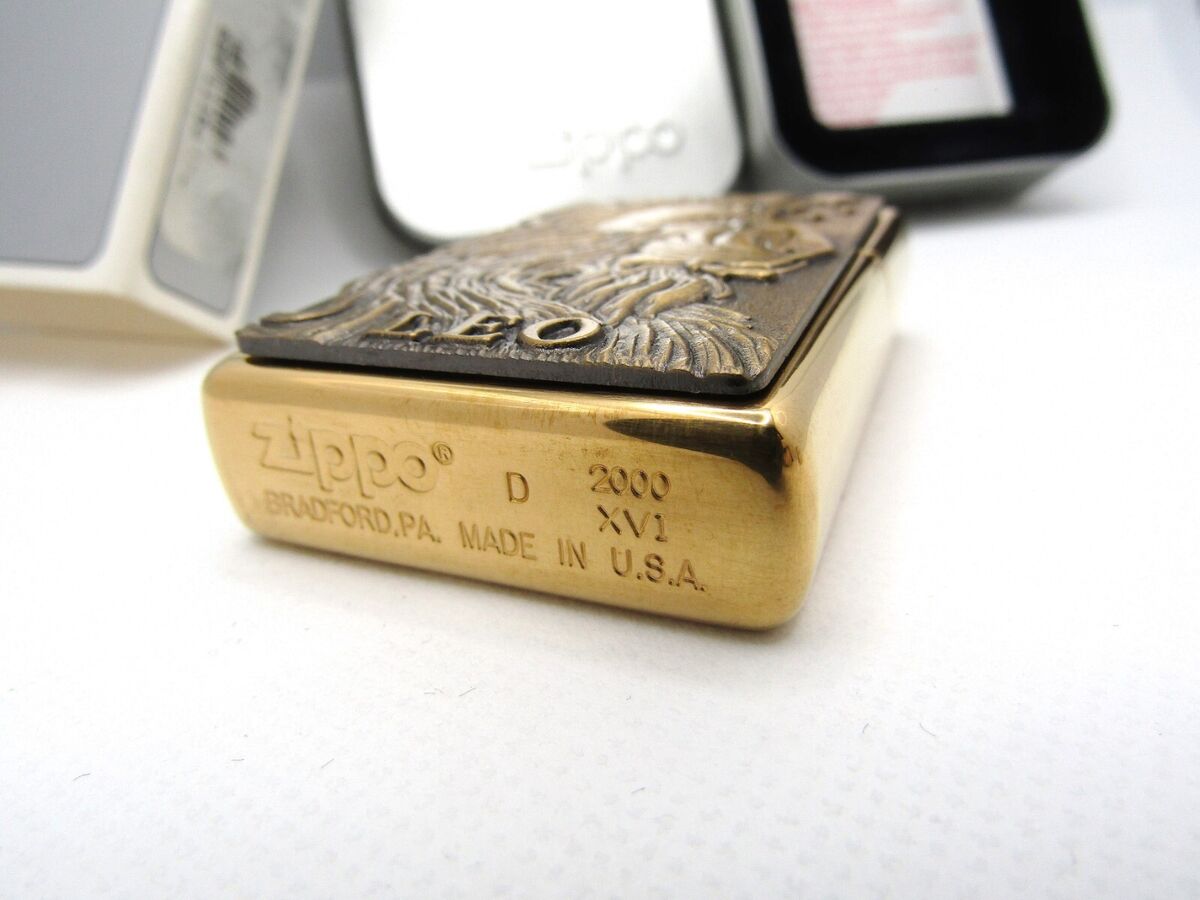 Barrett Smythe Lion Leo Solid Brass Zippo 2000 Unfired Rare Barrett Smythe Lion Leo Solid Brass Zippo 2000 Unfired Rare