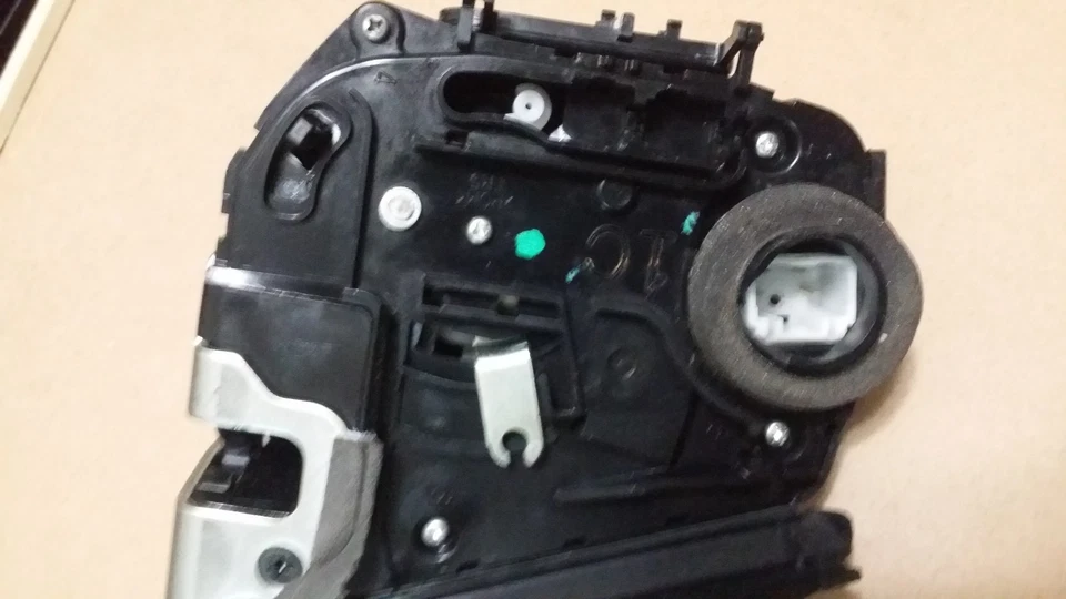 终身保修 06 - 11 正品雷克萨斯 GS430 原始设备制造商右后门锁执行器 — 第 4/4 张图片