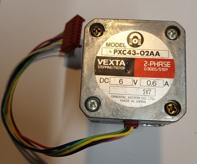 VEXTA PXC43-02AA 2-Phase Stepping Motor - NEMA 17 -  6V/0.6A - 0.9 deg/step