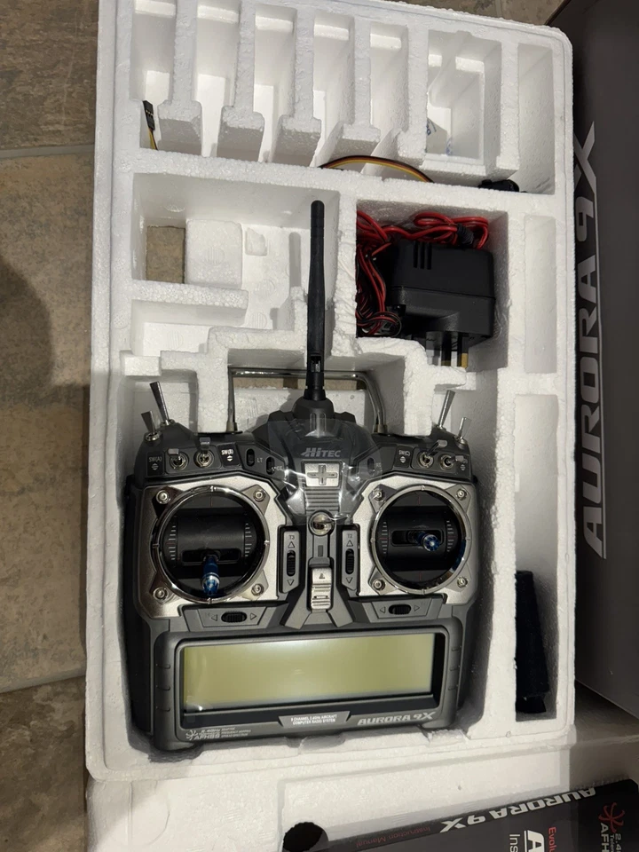 Hitec Aurora 9X Transmitter 2.4Ghz AFHSS 9 Channel RC Plane Glider - Image 4 of 4
