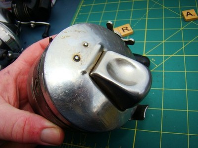 V8447 FR ZEBCO SPINNER 55 HUGE VINTAGE SPINCAST FISHING REEL | eBay