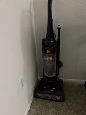 Hoover MAXLife PowerDrive Swivel XL Pet Bagless Upright Vacuum HEPA (UH75210)™