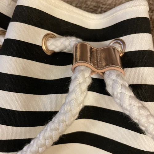 Victoria’s Secret Navy Stripe Rose Gold Backpack Bucket Bag Purse Nautical NWT - Picture 5 of 13