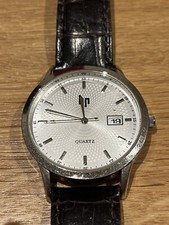 LIP « Fond Acier » à quartz – montre Date - bracelet habillée pour homme