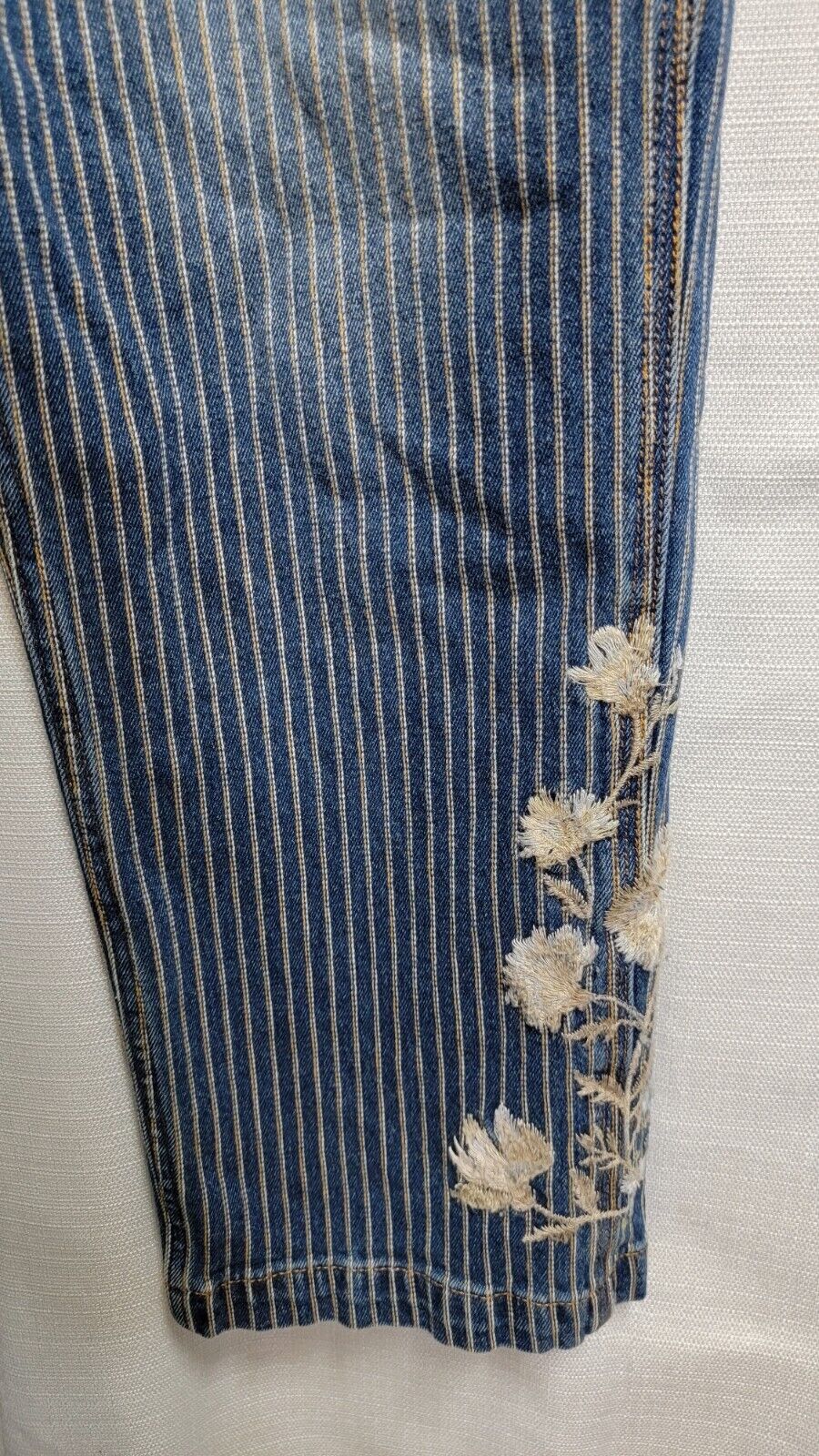 Picture 5 of 13