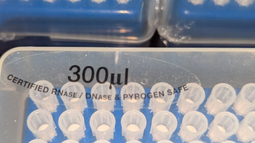 (9) Racks of (96) MAXYMUM Recovery 300µL uL Pipette Tips New & Sealed - Picture 3 of 5