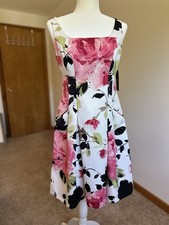 Ralph Lauren (Lauren) NWT $159 Sleeveless Dress Size 4, Floral W/ Pockets