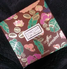 Winky Lux Coffee Scented Bronzer Color ESPRESSO