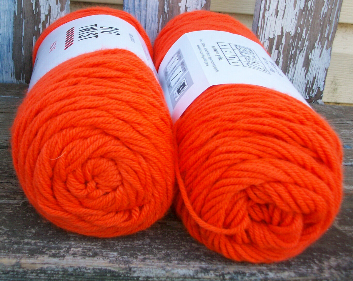 NEW BIG TWIST VALUE YARN ORANGE COLOR #635484 LOT OF 2 NEW BIG TWIST VALUE YARN ORANGE COLOR #635484 LOT OF 2