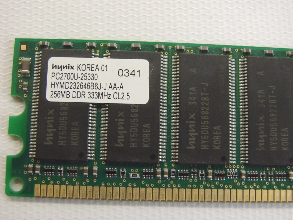 IBM Hynix 256MB PC2700U-25330 DDR 333MHz RAM (t51) Foto 3 de 4