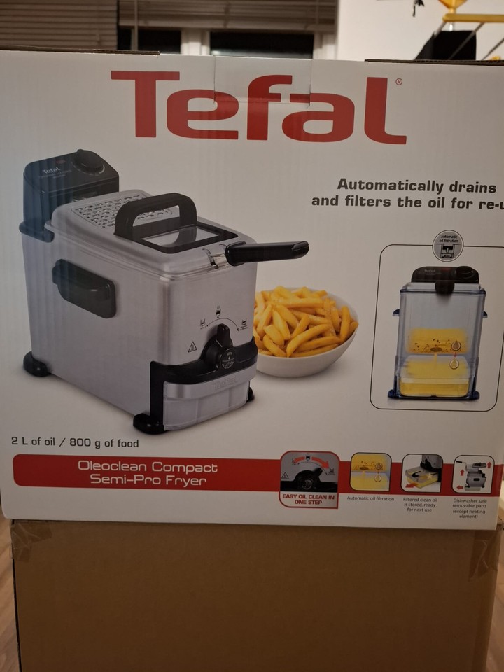 TEFAL Oleoclean Compact FR701640 Deep Fryer Stainless Steel & Black