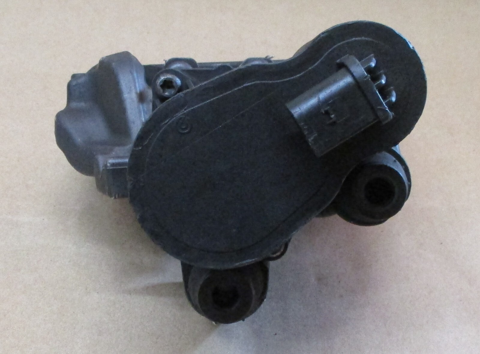2014-2017 OEM MASERATI GHIBLI REAR PARKING BRAKE CALIPER