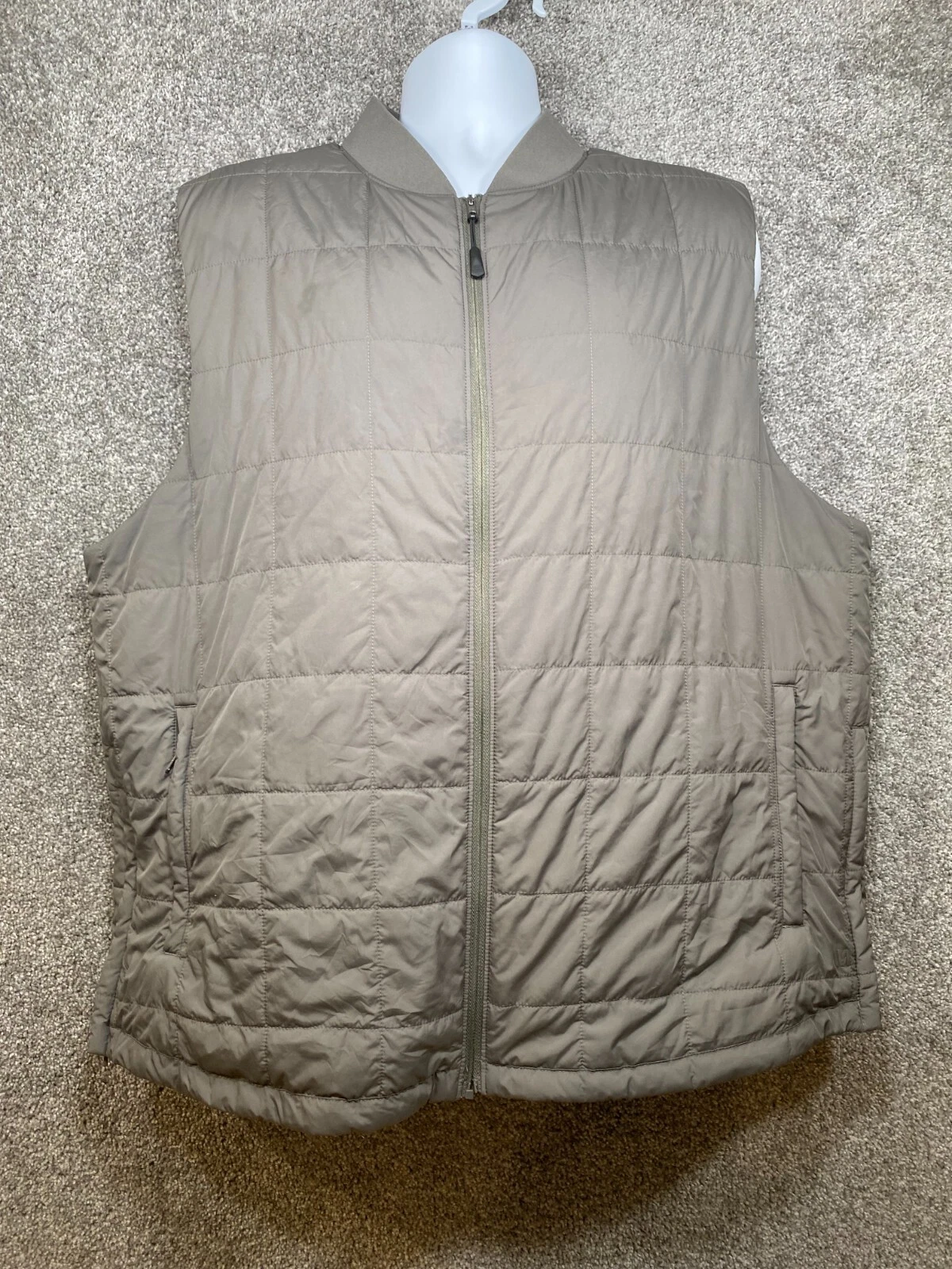 VRST Men's XL Lightweight Insulated Vest Warm Pewter Zip Pockets Zip Side