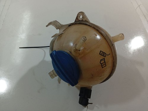 Audi A3 2004 Expansion Tank coolant (RADIATOR EXPANSION TANK BOTTL #2727945-54