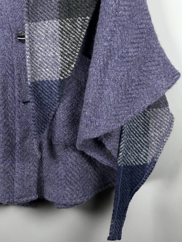 John Branigan Weavers Ireland Wool Cape Poncho - Image 4 of 4