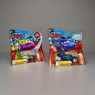 Mattel Disney Pixar Cars DJ (Chase)/Wingo   Moving eyes 1:55 diecast 