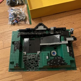LEGO ( Incomplete Parts ) System 6090 Royal Knights Castle Classic Retired Set