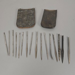 Antique Large Sack/Upholstery Sewing Needles Barr Bros England & Leather Bags