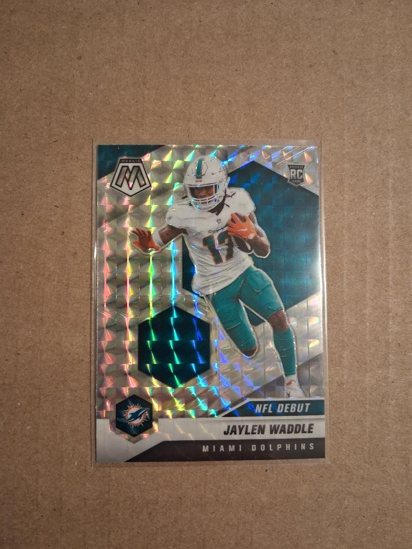 2021 Panini Mosaic Jaylen Waddle NFL Debut Silver Prizm Rookie #248 Dolphins