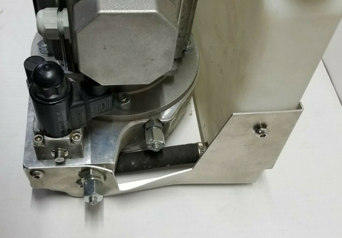 Picture 6 of 8