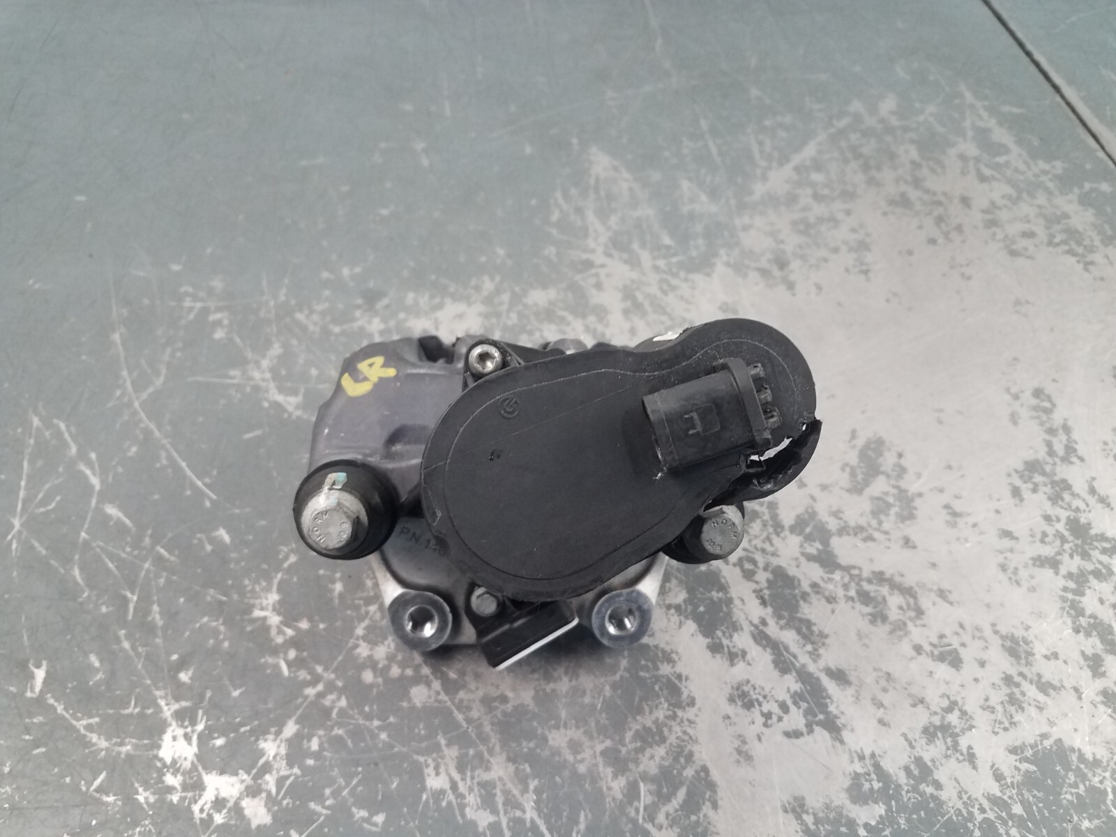 2021 McLaren 765LT Parking Brake Caliper Set  - * #5537 C7