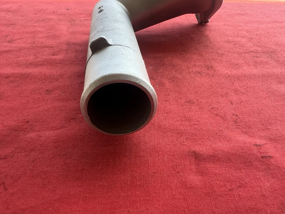 Toyota Rav Scion TC 2005-2011 motor 2,4 salida de refrigerante tubo de agua carcasa OEM Foto 4 de 4