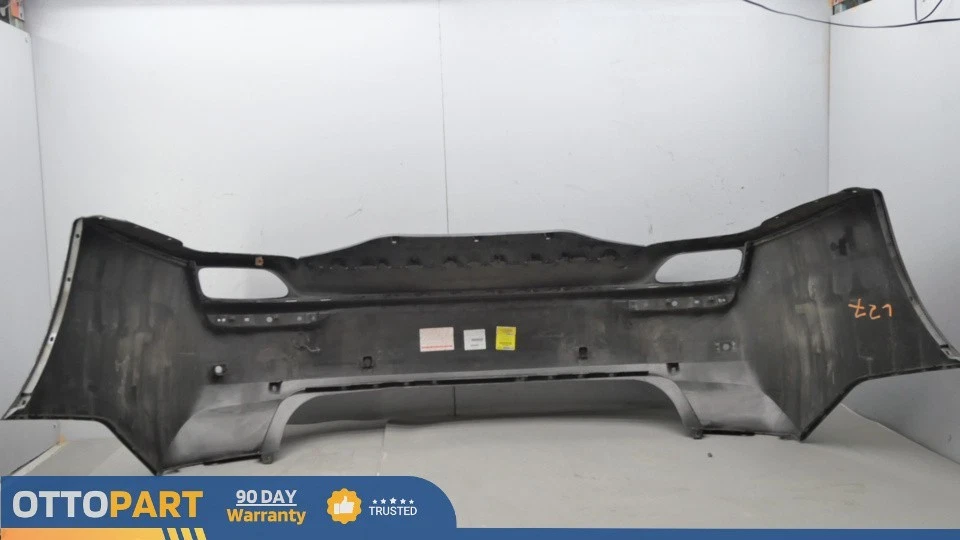 Conjunto de parachoques trasero Hyundai Genesis G80 2015-2018 sedán 86611-B1000 OEM Foto 3 de 4