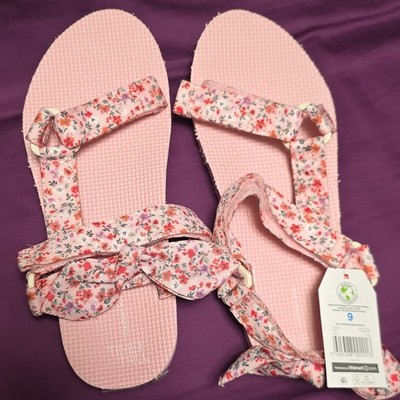 Time and Tru Women s Strappy Slip-On Sandals Bow Pink Floral US 9