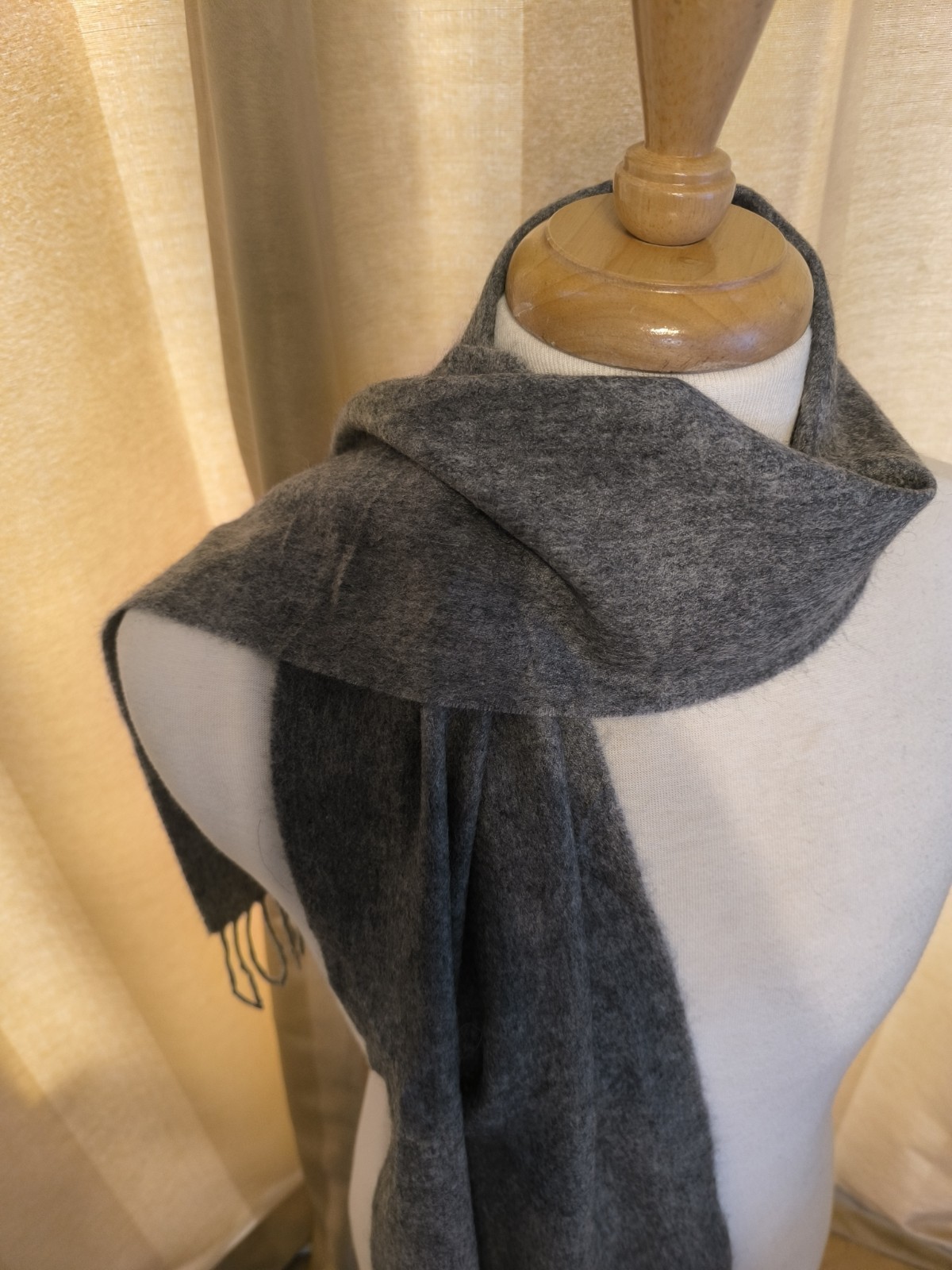 Vintage Aquascutum Scarf lovely vintage piece image 7