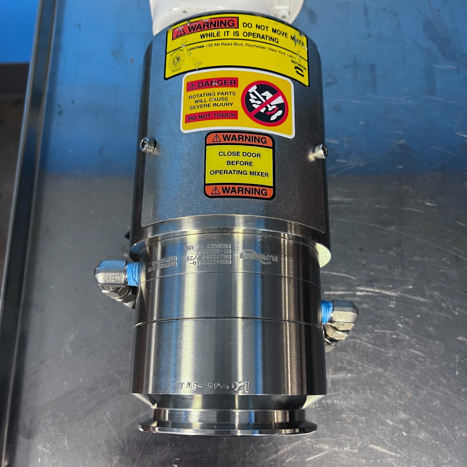 LIGHTNIN SanStart SVM4S15 Sanitary Vertical Mini (SVM) Mixers for cGMP Lab