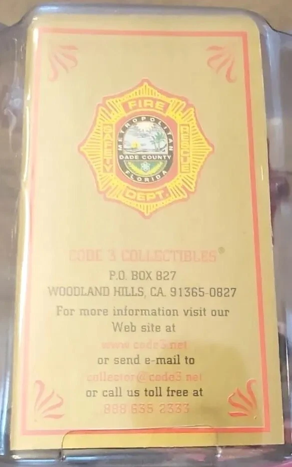 VTG Code 3 Diecast Metro Dade Suburban Battalion Chief 5 -12375 Collectible 1988 - Image 4 of 4
