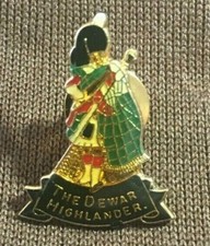 New Vintage The DEWAR Highlander enamel lapel...
