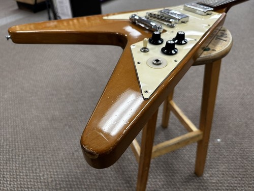 1974 Gibson Flying V Mahogany w/ Original Case - Picture 12 of 24