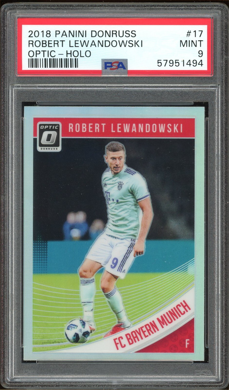 2018 Panini Donruss Robert Lewandowski Optic Holo PSA 9 MINT | #17 Bayern