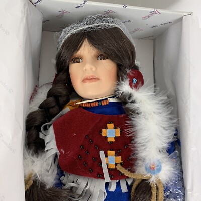 NEU IM KARTON Entenhaus Erbstück 21 Zoll Porzellanpuppe Indianer Prinzessin