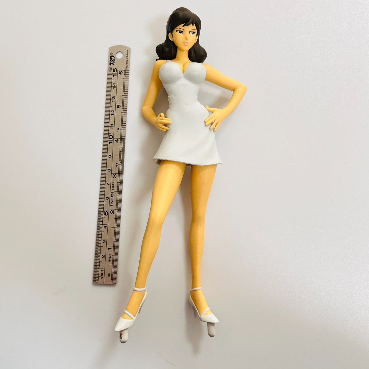 Fujiko Mine Aiming Gun Black Jacket Lupin the Third DX Figure No