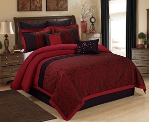8 Piece Wisteria Floral Jacquard Patchwork Black And Burgundy