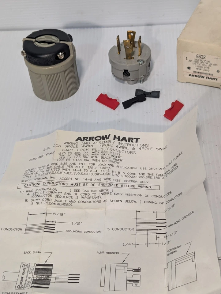 Set of 2 Arrow Hart AH6532 Locking Plug and AHL1630R Locking Receptacle (Wall) - Image 2 of 4