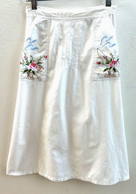 RARE Vintage Marshall Lester White Skirt Embroidered Pockets ~ Junior Size 3