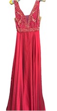 Sherri Hill Size 6 Burgundy Beaded Low V Cut Prom Dress Formal Gown