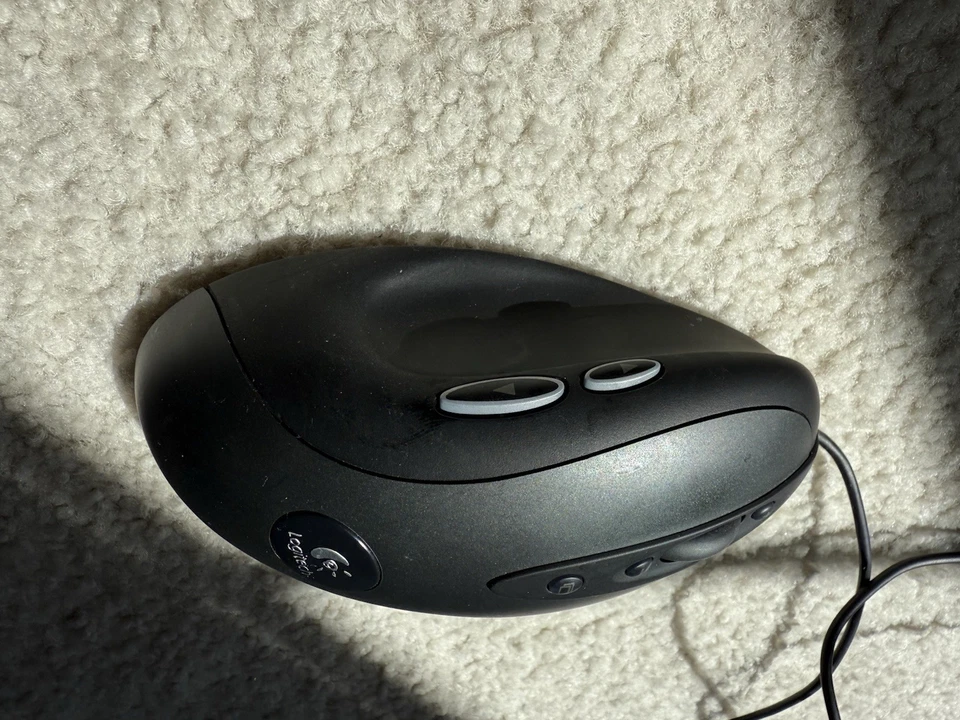 Logitech G400 Optical Gaming mouse 8 Buttons 3600 DPI Tested Good Used - Image 2 of 4